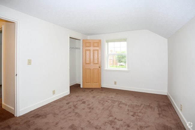 Master Bedroom York University Village norton village rentals - rochester, ny | apartments Master Bedroom York University Village norton village rentals - rochester, ny | apartments