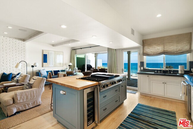 Foto del edificio - 21624 E Pacific Coast Hwy