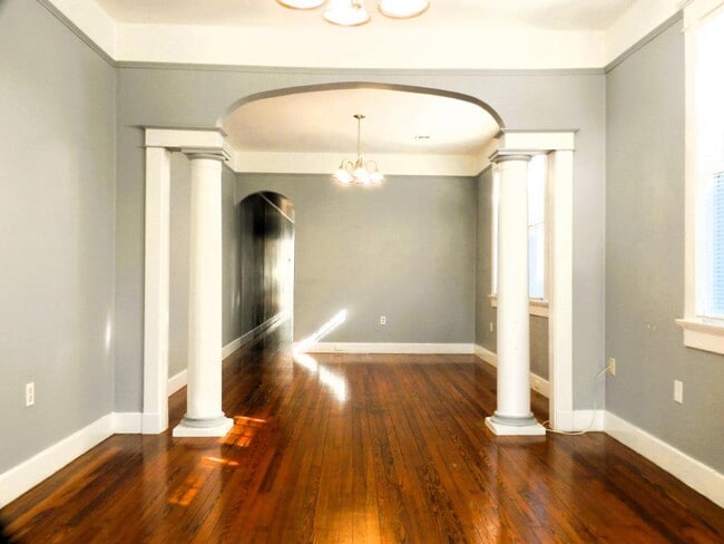 Foto del edificio - 4535 Canal St