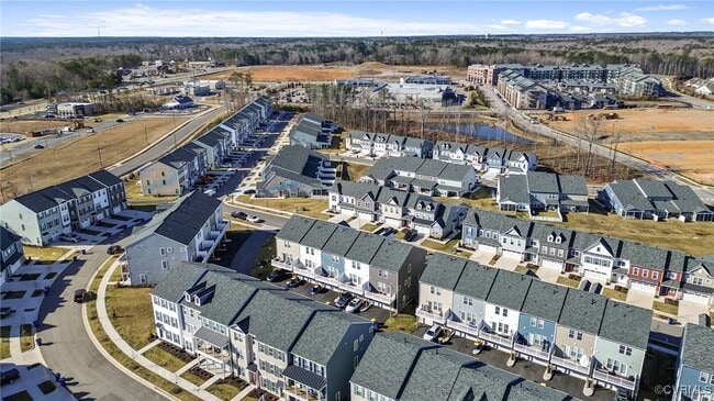 Building Photo - 7048 Dunton Rd