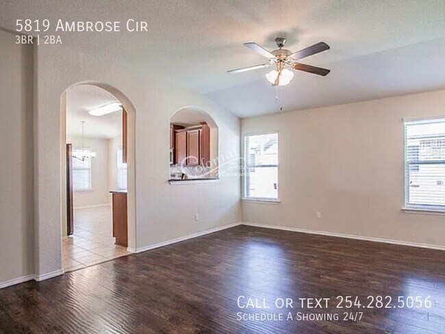 Building Photo - 5819 Ambrose Cir