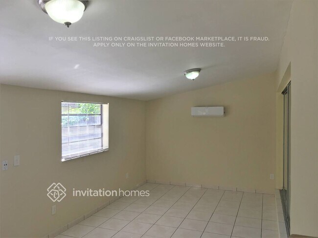 Foto del edificio - 1120 NE 160th St