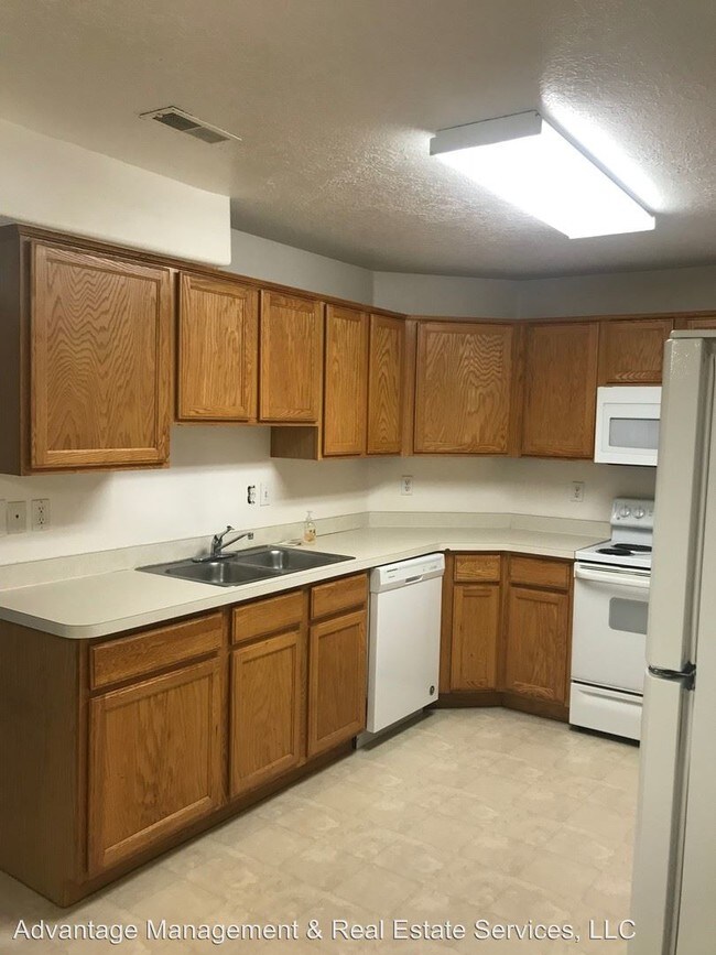 Foto del edificio - 8122 N Ridge Loop E