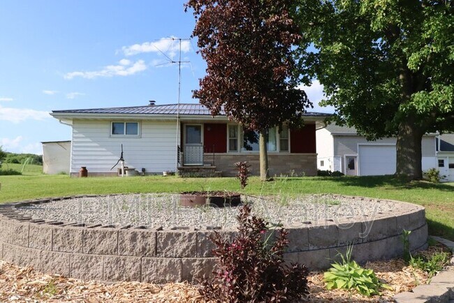 Building Photo - W6228 County Road F