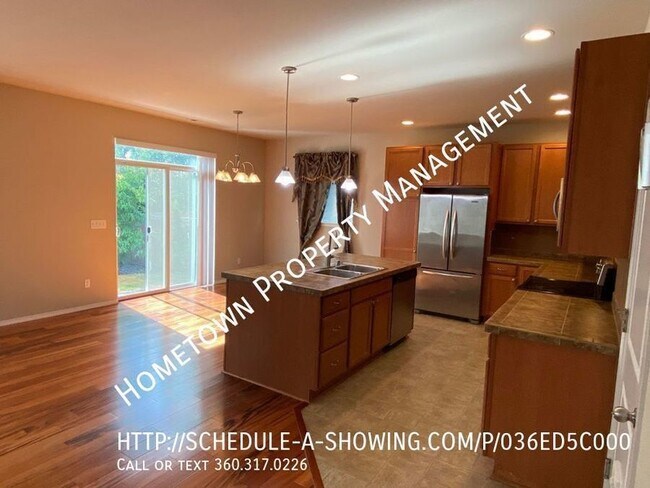 Building Photo - 4 Bedroom Home in Meridian Campus - Availa...