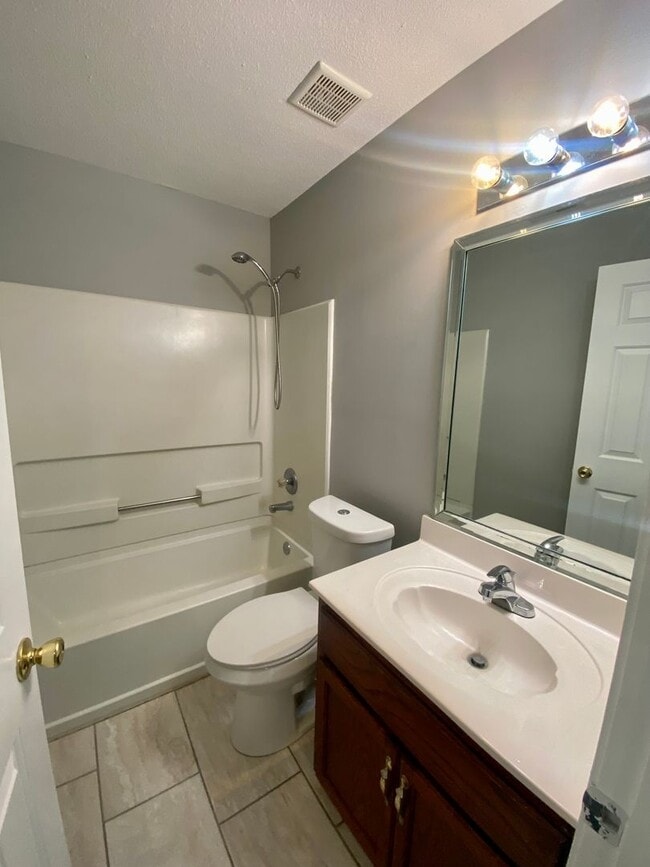 Building Photo - 2950 Connor Reed Dr