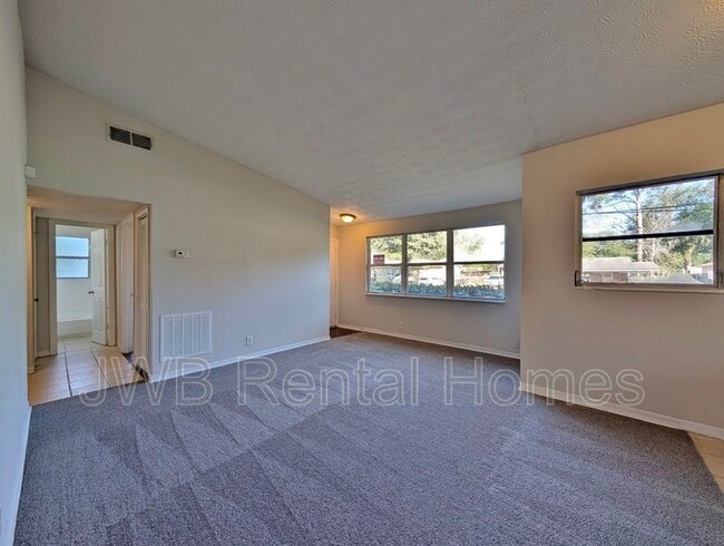 Building Photo - 7150 Eudine Dr S