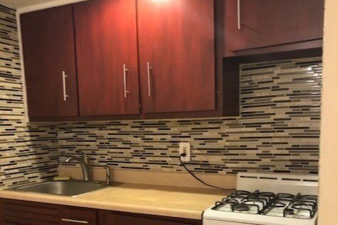 Foto del edificio - 93-24 243rd St