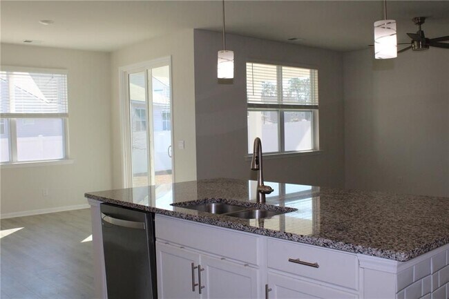 Foto del edificio - 3 Woodford Reserve Dr