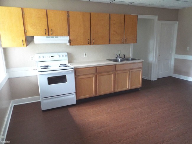 Building Photo - 2 br, 1 bath Apartment - 433 E Main St
