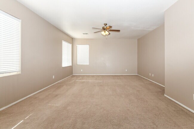 Building Photo - 4926 Quartz Crest St