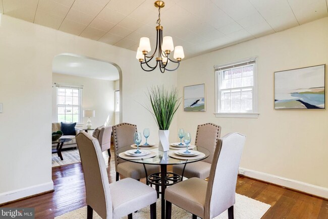 Foto del edificio - 1807 41st Pl SE