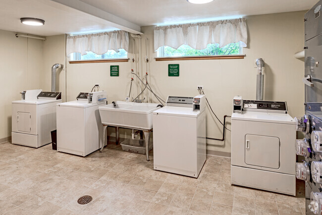 Laundry Facilities - Highland Terrace Apartments