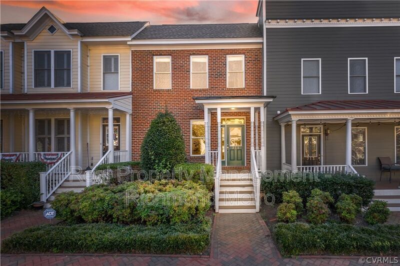Foto principal - 711 Holly St