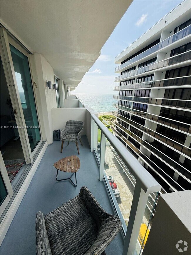 Building Photo - 9499 Collins Ave