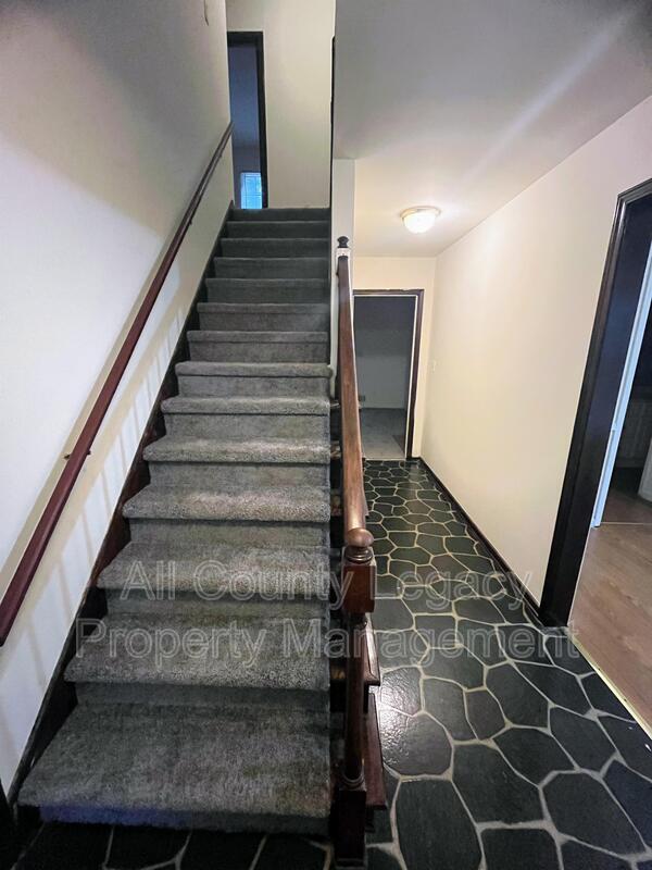 Foto del edificio - 605 Pamela Ct SW