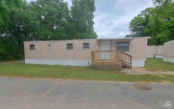 Building Photo - 2821 Hillcrest Ave
