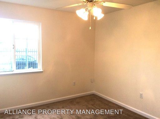 Building Photo - 1611 La Esplanada Pl