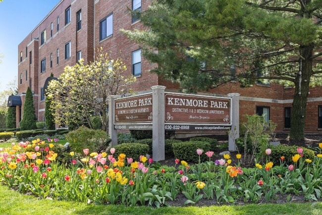 Building Photo - Kenmore Park Apartments in Elmhurst
