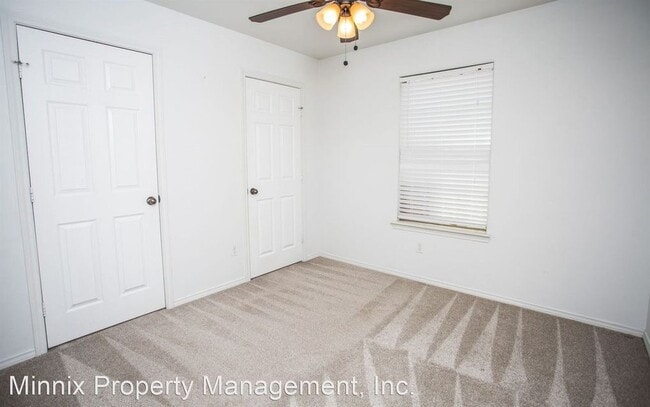 Building Photo - 1909 99th St