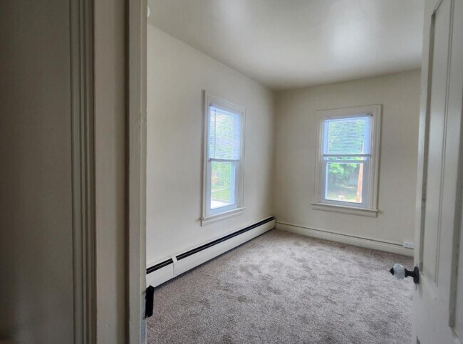 Foto del edificio - 2416 Lehman St