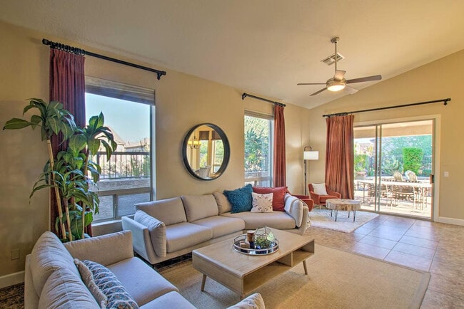 Building Photo - 3055 N Red Mountain