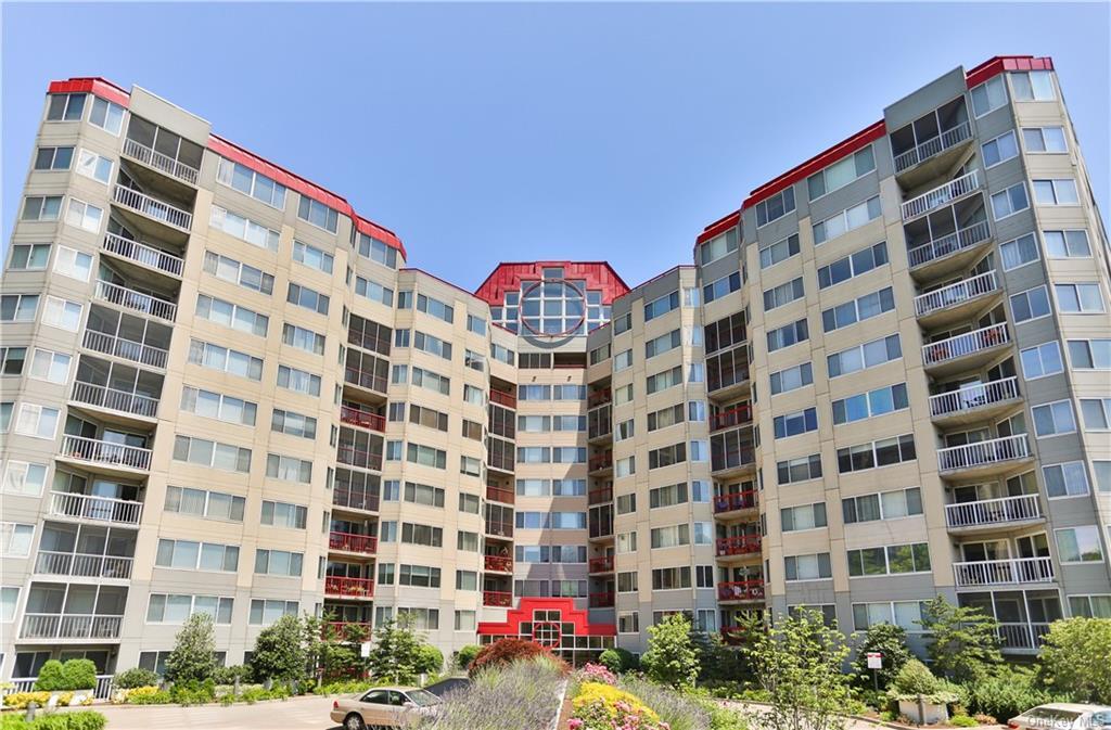 10 Stewart Pl Unit 2FW, White Plains, NY 10603 Condo for Rent in