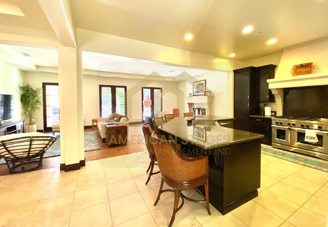 Foto del edificio - 347 Island Oak Ln