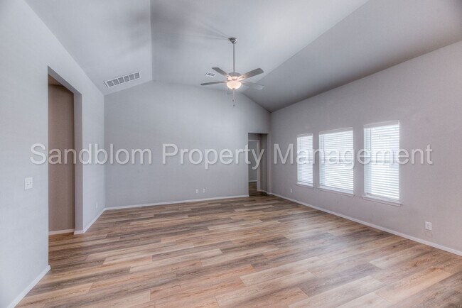 Foto del edificio - 13135 S 72nd E Ave