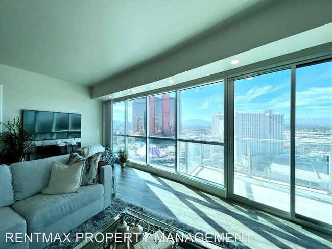 Building Photo - 2 br, 2.5 bath House - 2700 S LAS VEGAS BL...