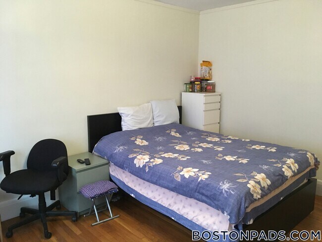 Foto del edificio - 349 Pleasant St