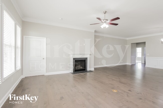 Foto del edificio - 3817 Norman View Dr