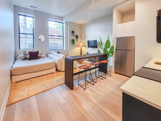 Foto del edificio - 1934 W North Ave