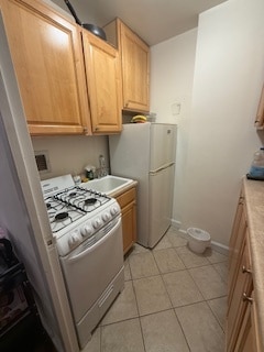 Gas Range & Kitchen - 1111 Arlington Blvd (Arlington, VA)