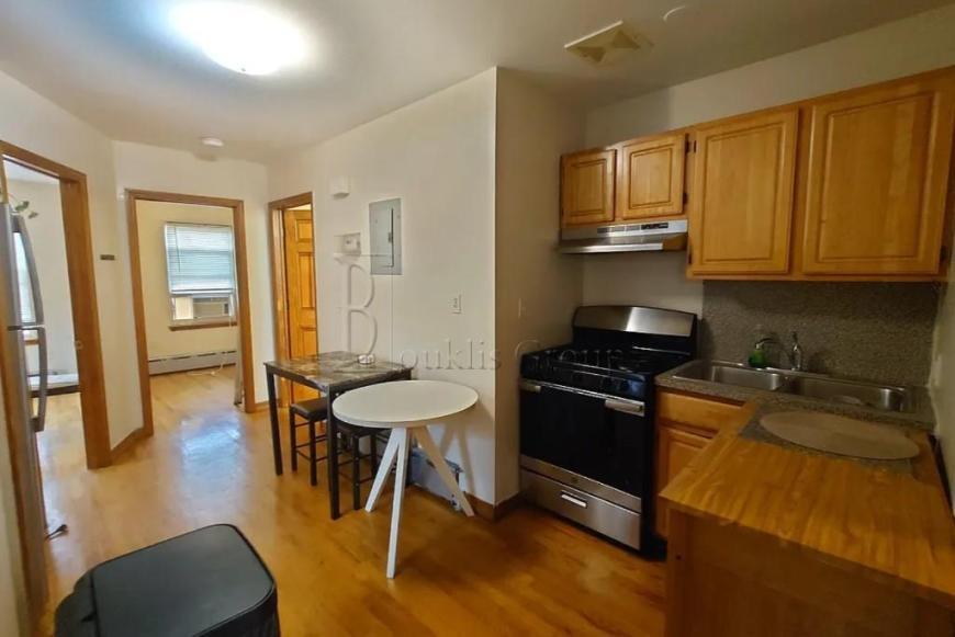 Primary Photo - 3 bedroom in ASTORIA NY 11105