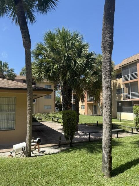 Foto del edificio - 4141 NW 26th St