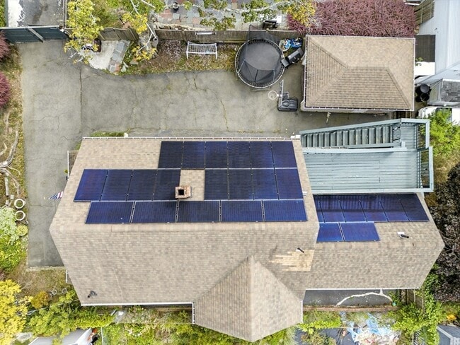 Building Photo - 48 Tappan St