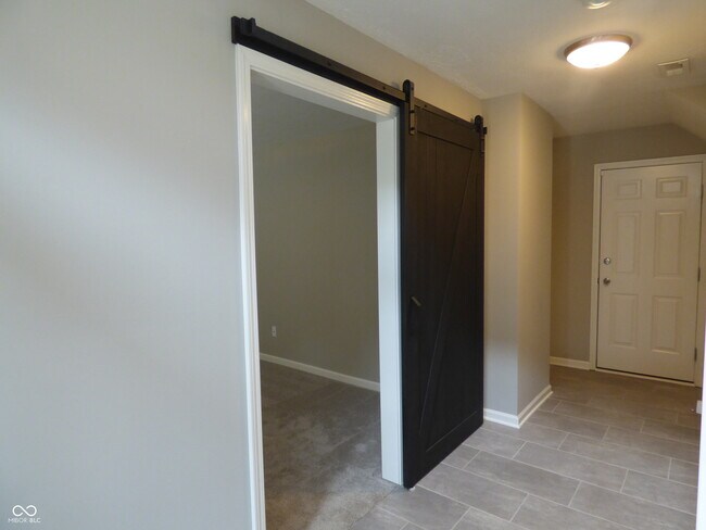 Foto del edificio - 8213 Katrina Way