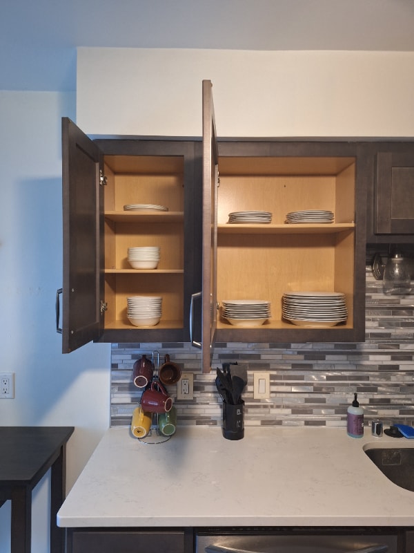 Foto del edificio - 545 Elm Grove Rd