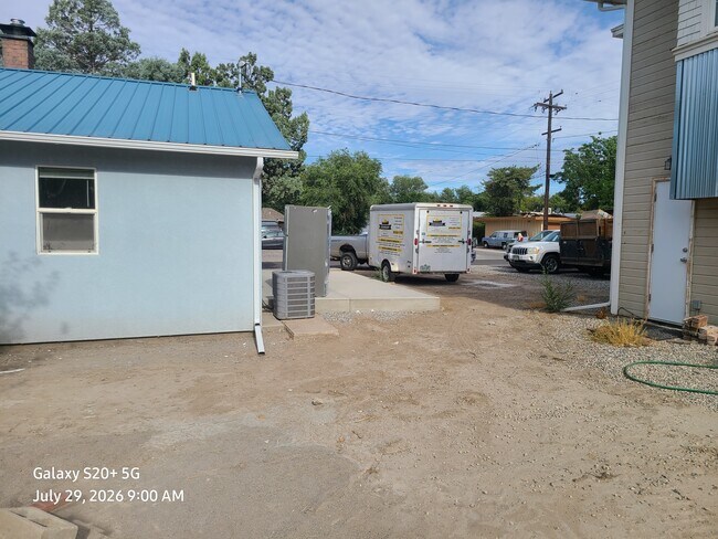 Rear parking - 1416 Elm Ave
