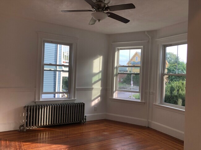 Foto del edificio - 673 Washington St