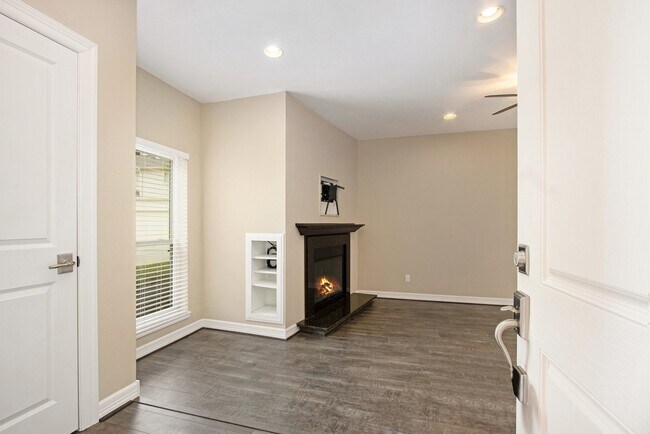 Foto del edificio - 5978 Woodway Place Ct