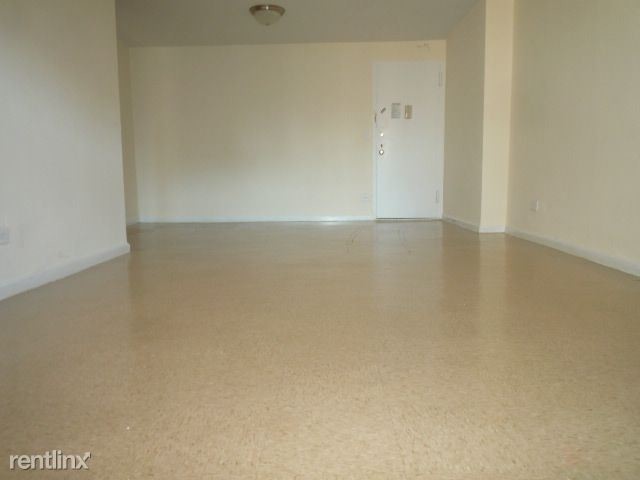 Foto del edificio - 9840 57th Ave