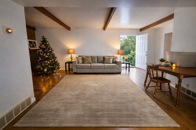 Foto del edificio - 333 E 300 N