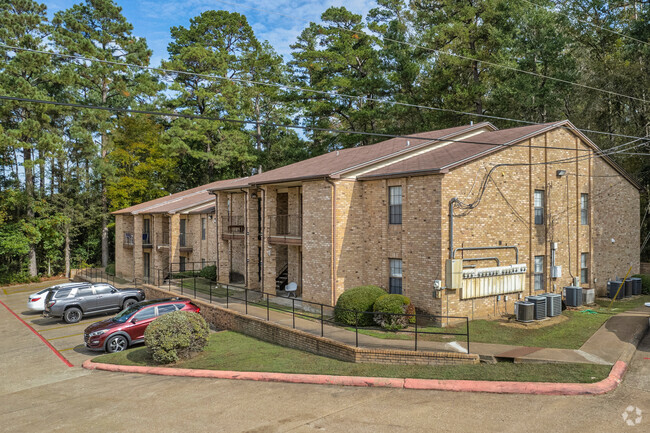 Foto del edificio - Chevy Chase Apartments