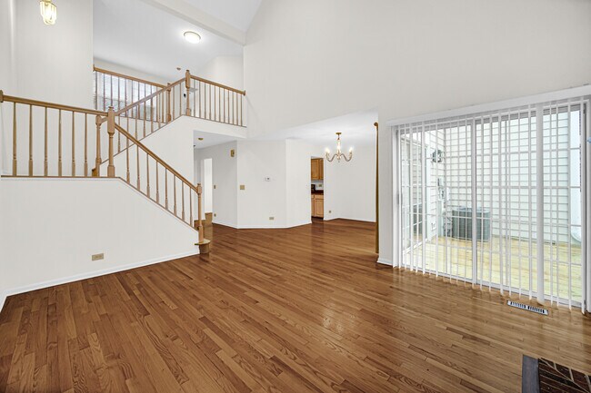 Building Photo - 125 Stevens Dr