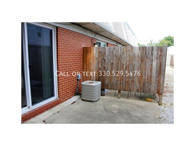 Foto del edificio - 6682 Casper Ave NW