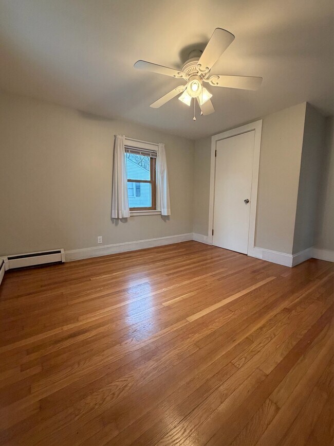 Foto del edificio - 26 Pine Rd