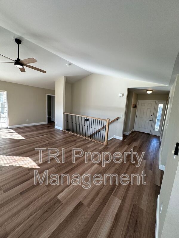 Building Photo - 3037 Antelope Rd