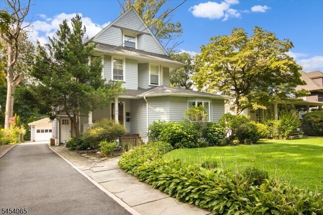 Foto del edificio - 46 Hazelwood Rd